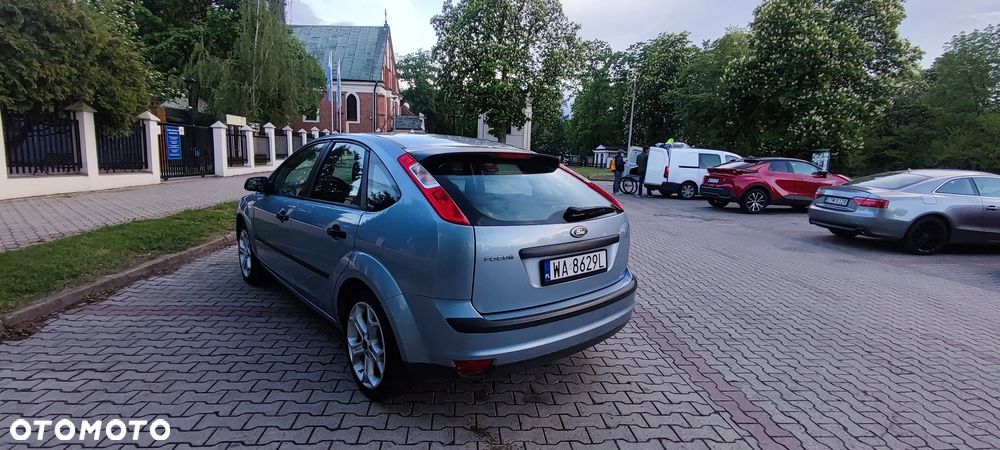 Ford Focus 1.6 Sport - 8
