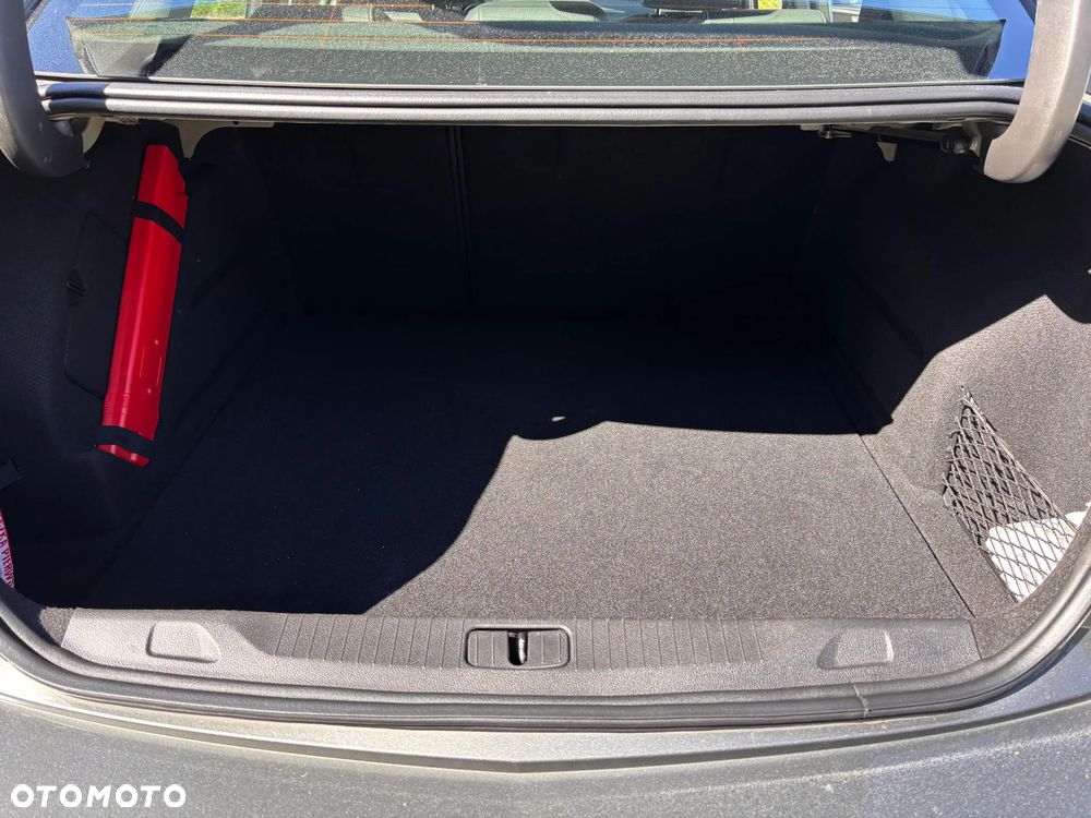 Opel Astra - 16