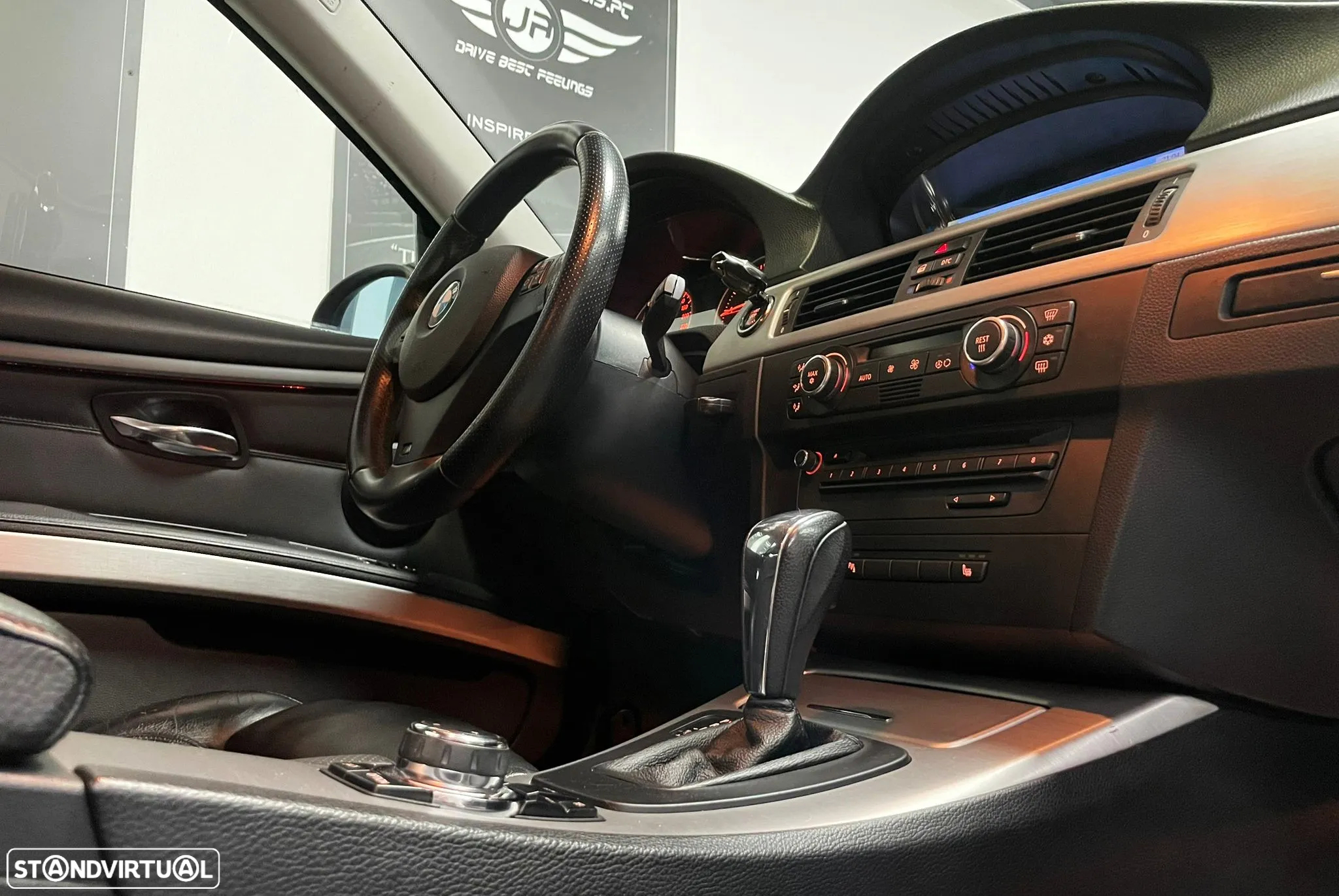 BMW 320 d Coupe Aut. - 30