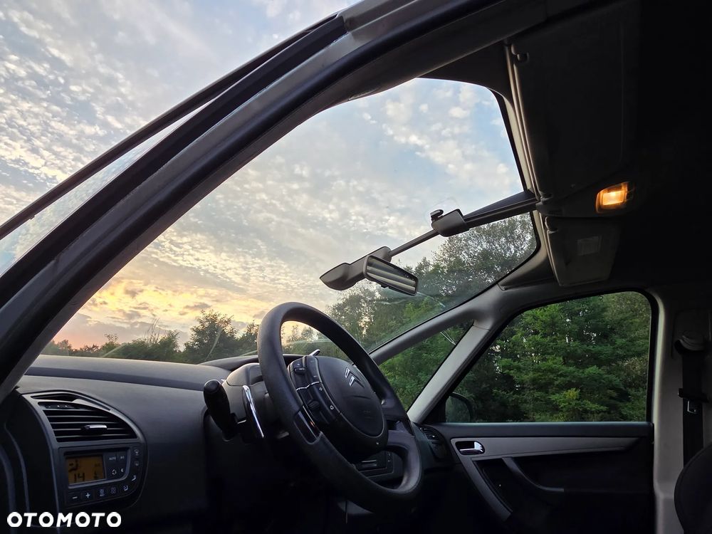 Citroën C4 Grand Picasso - 24