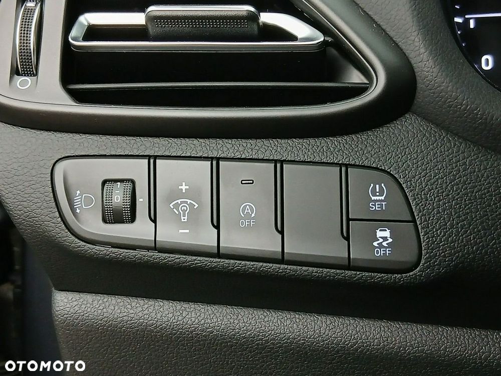 Hyundai i30 1.0 T-GDI Smart - 24