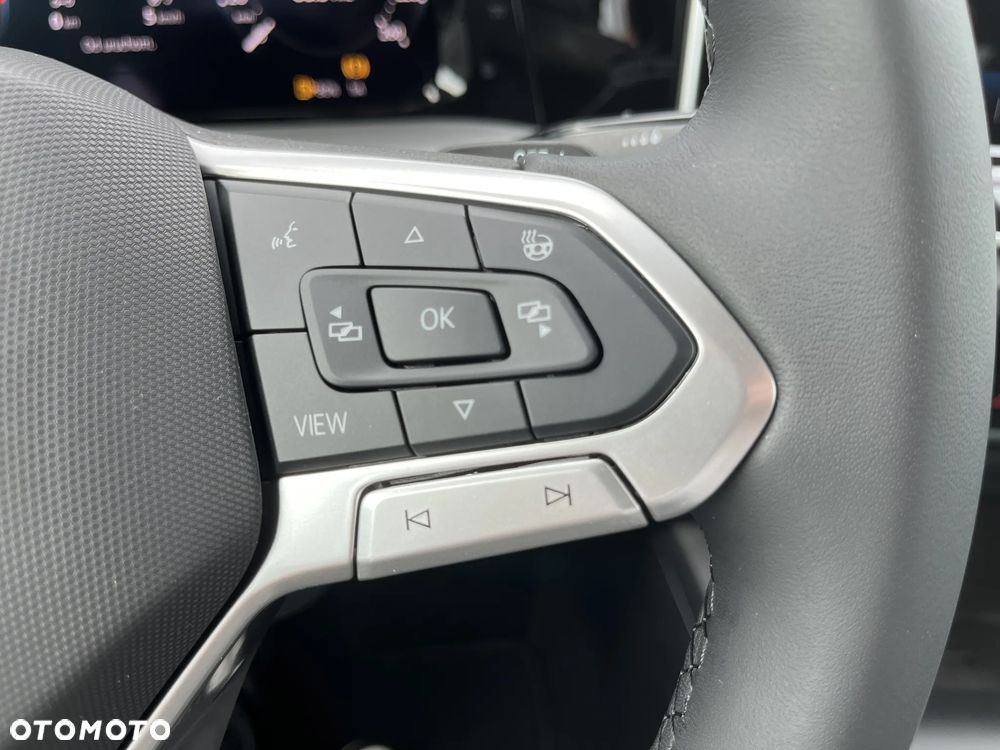 Volkswagen Golf 1.5 eTSI mHEV Life Plus DSG - 25