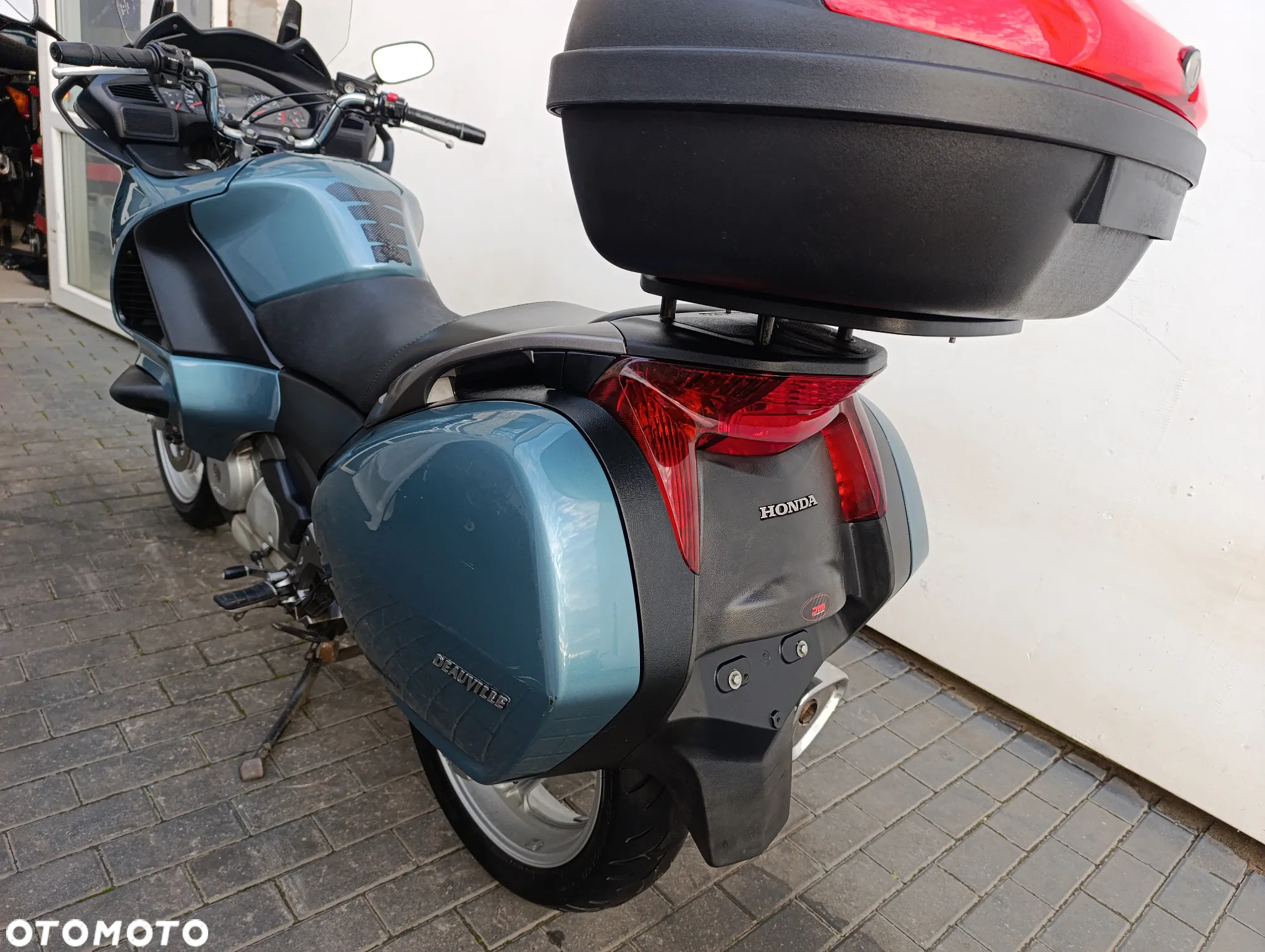 Honda NTV - 18