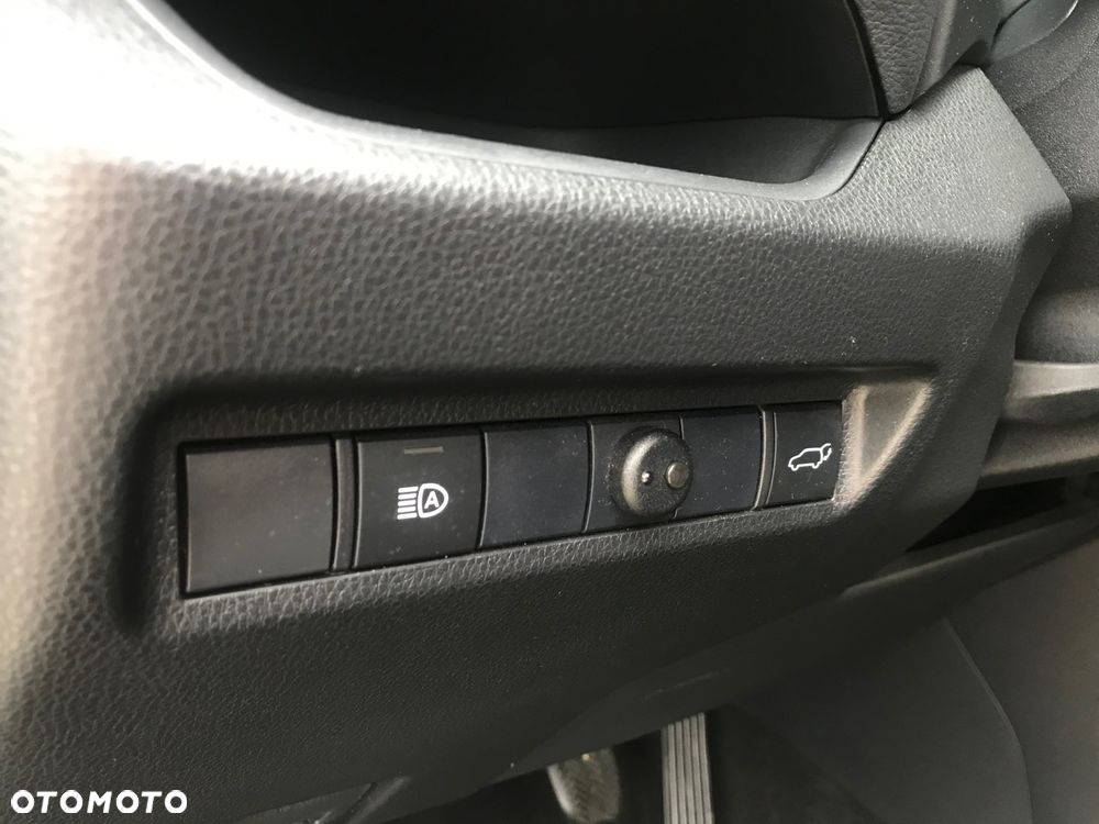 Toyota RAV4 2.0 Comfort 4x4 - 29