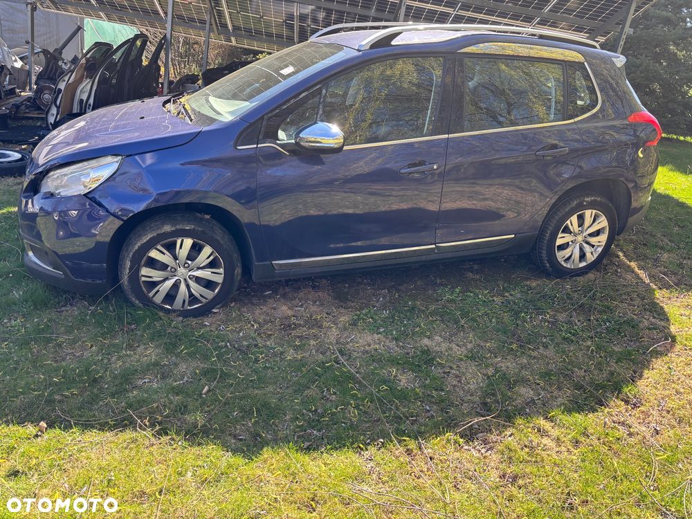 Peugeot 2008 - 9