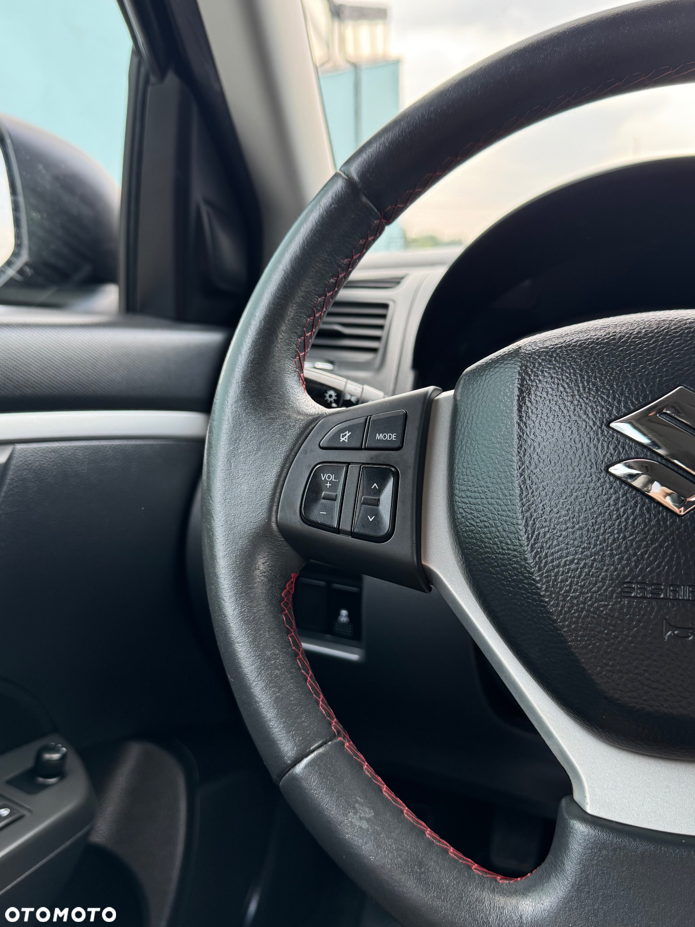 Suzuki Swift 1.2 Premium - 27