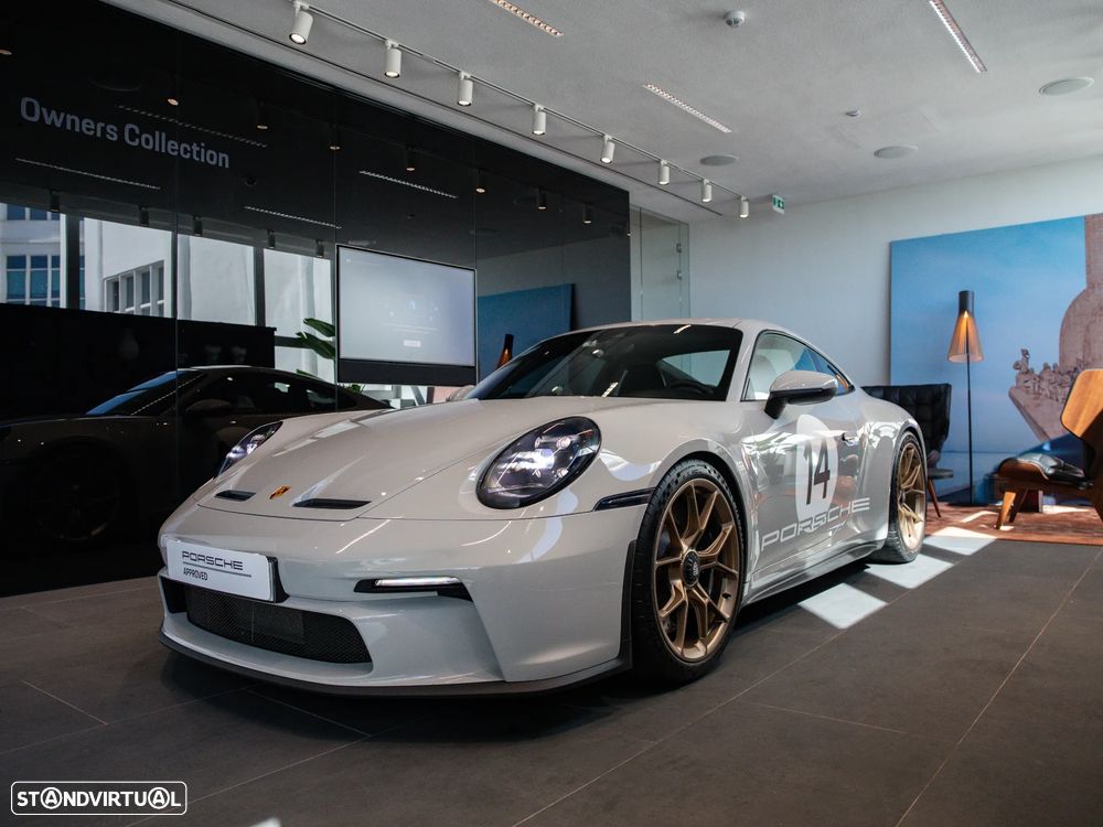 Porsche 911 (992) 2022 photo 4