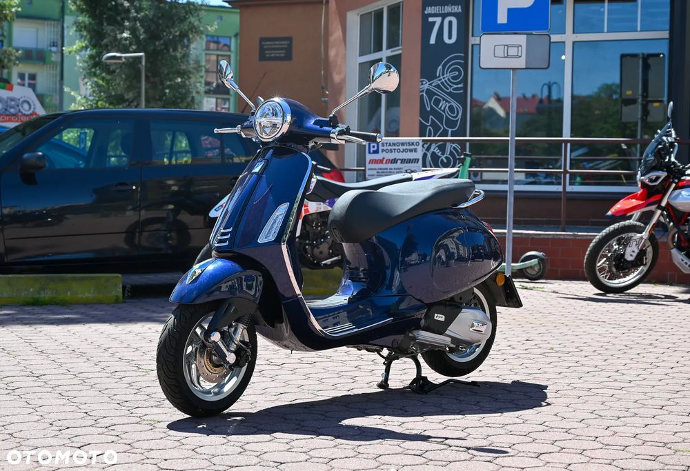 Vespa Primavera - 3