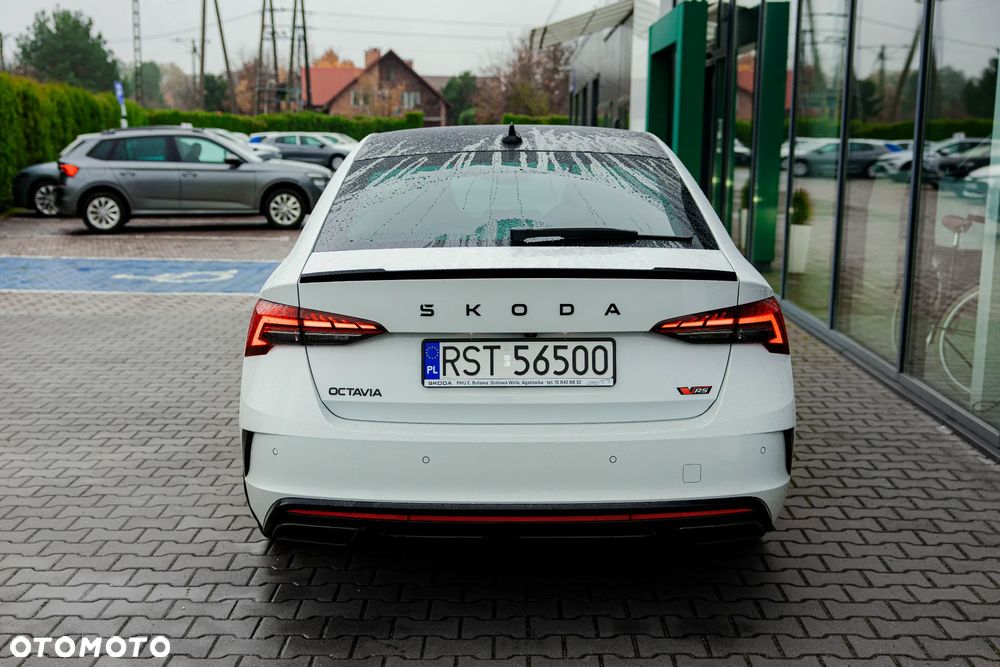 Skoda Octavia 2.0 TSI RS DSG - 6