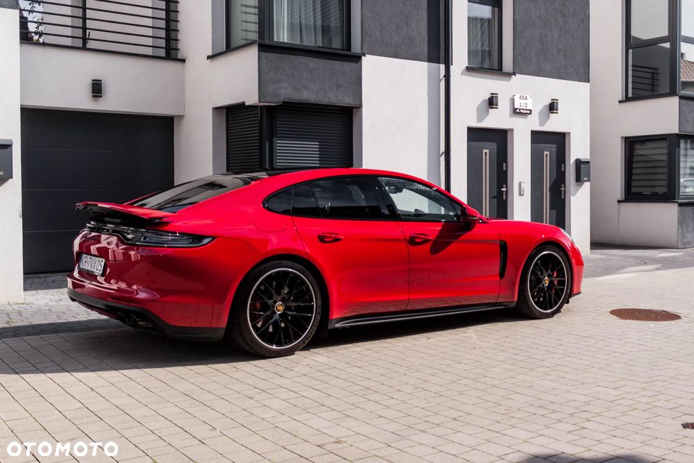 Porsche Panamera GTS - 8