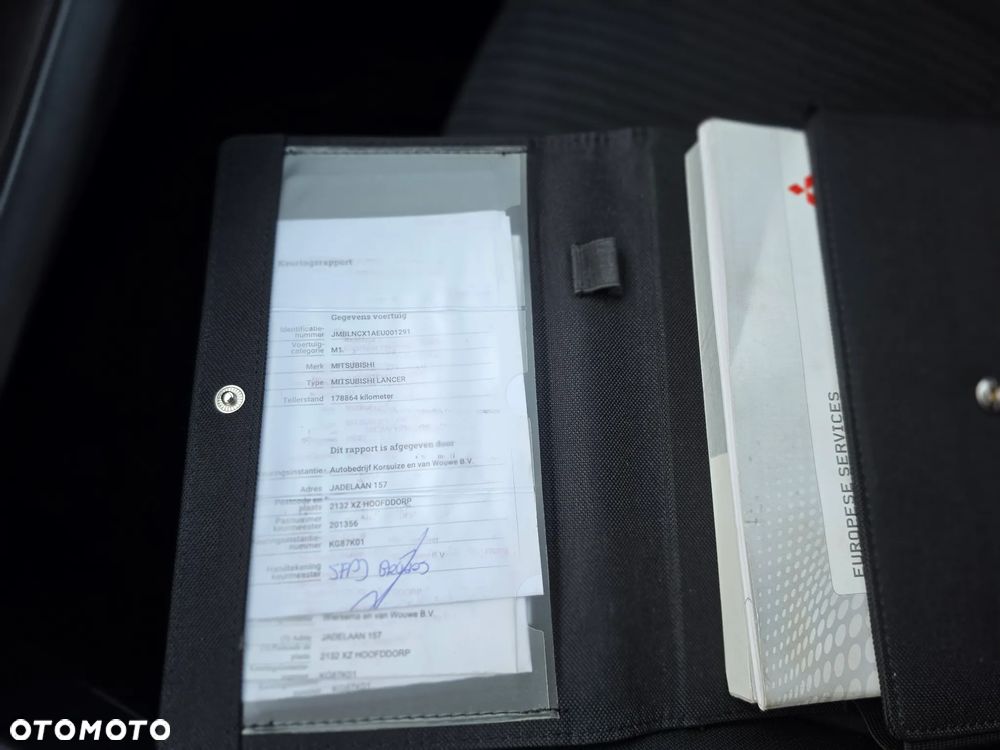 Mitsubishi Lancer - 22