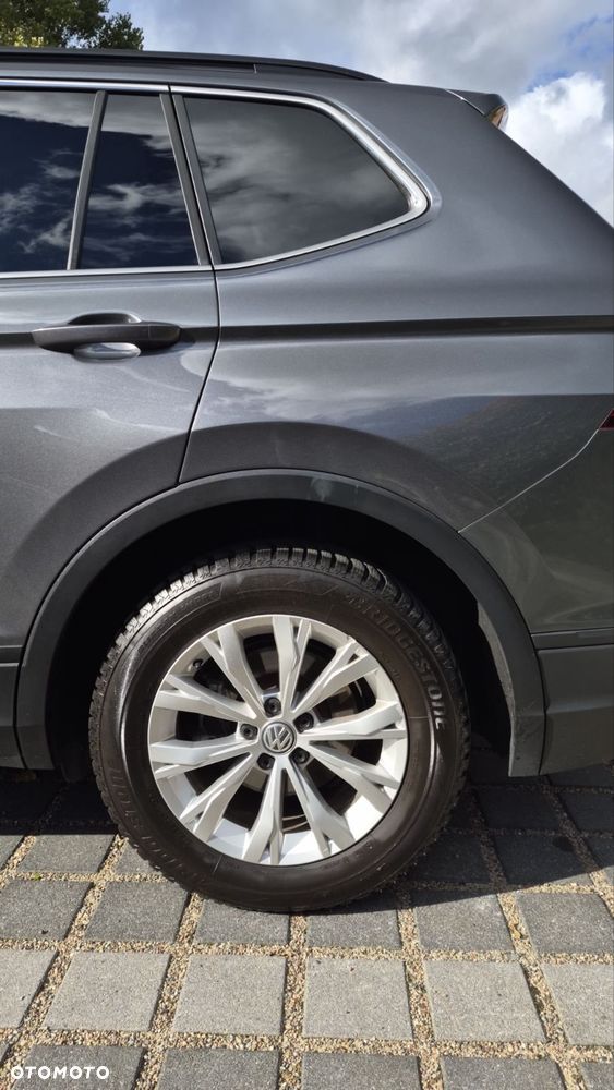 Volkswagen Tiguan - 13
