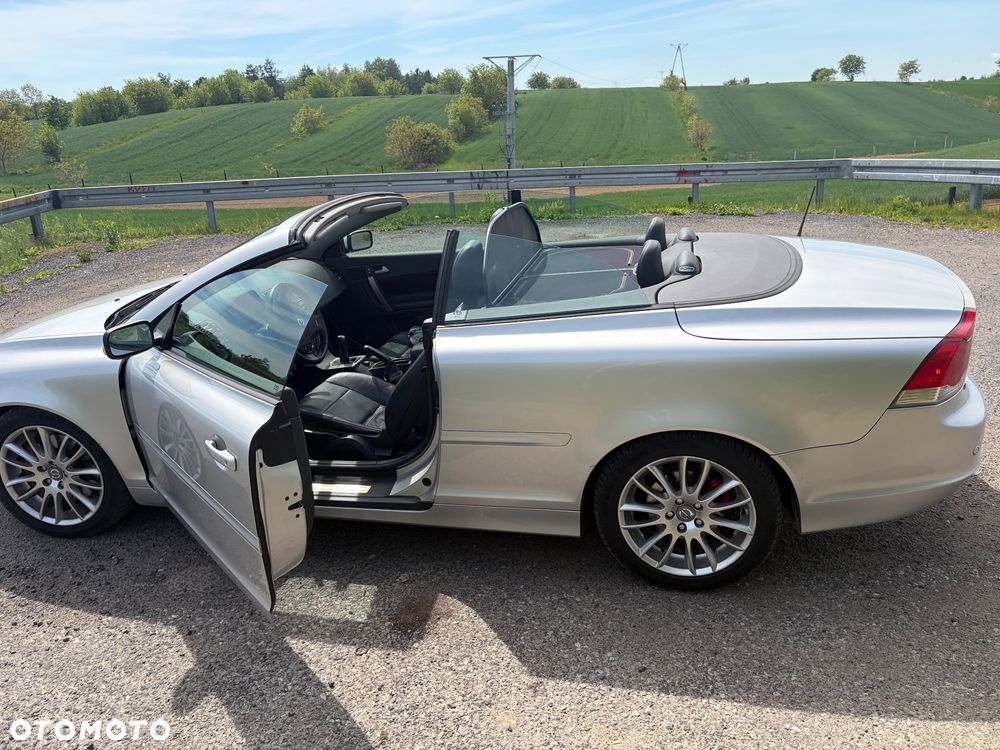 Volvo C70 2.4i Momentum - 5