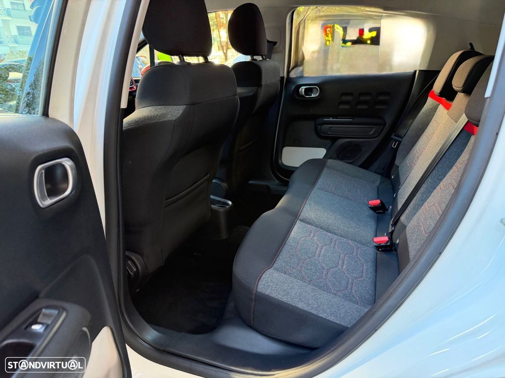 Citroën C3 1.2 PureTech Shine - 18