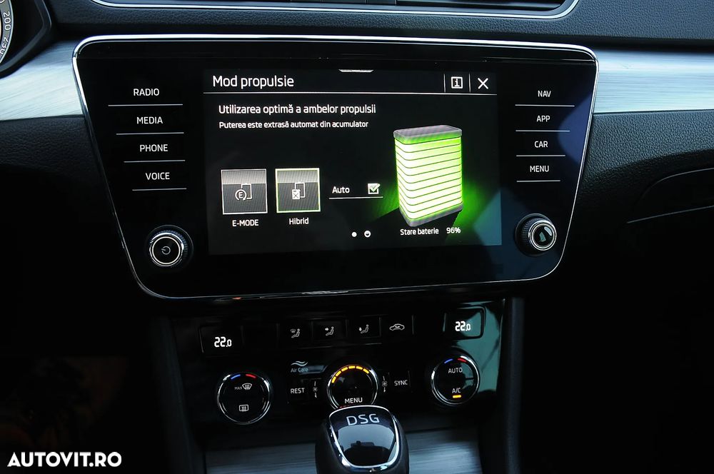 Skoda Superb 1.4 TSI DSG Ambition - 17
