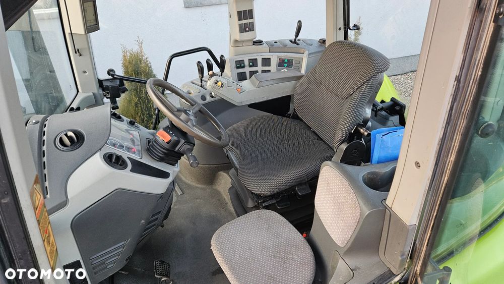 Claas Arion 640 - 25