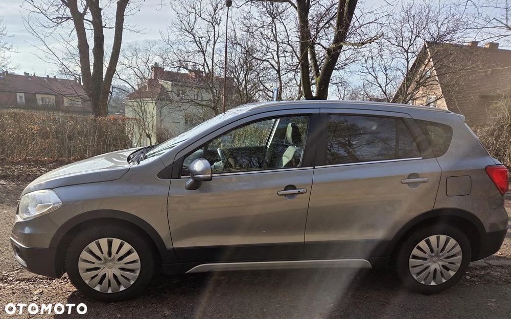 Suzuki SX4 S-Cross 1.6 Premium - 2