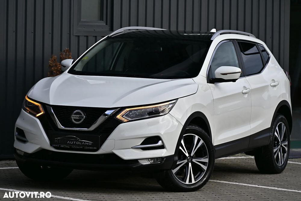 Nissan Qashqai 1.7 dCi TEKNA - 23