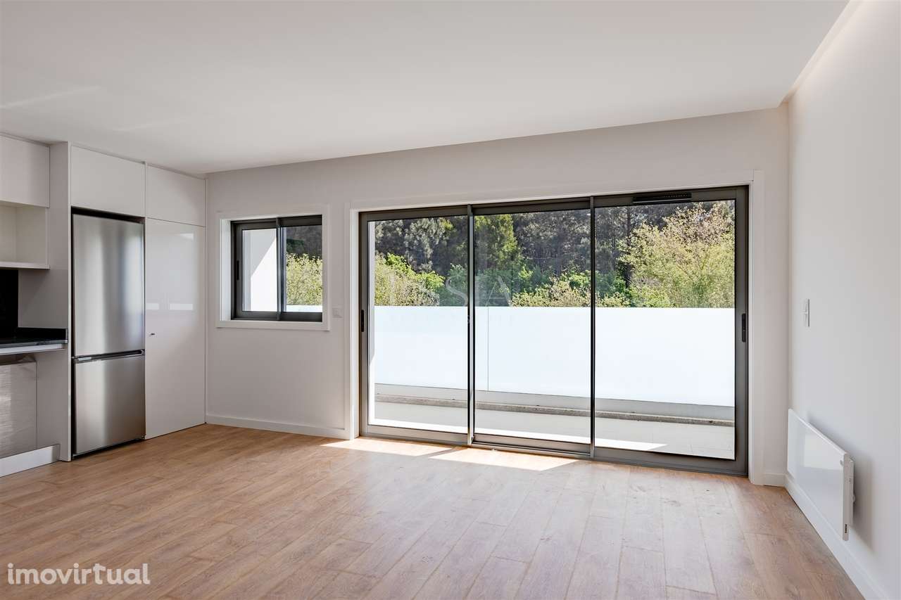 Apartamento T3 Novo - Inserido em Condomínio com Jardim e Lavandaria - Grande imagem: 5/36