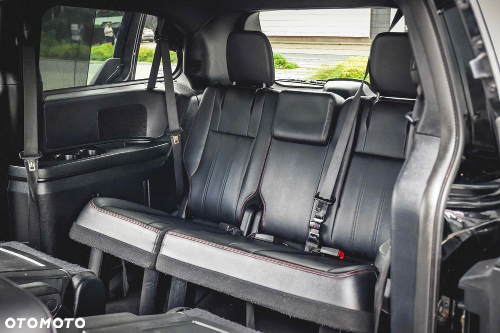 Dodge Grand Caravan 3.6 R/T - 40