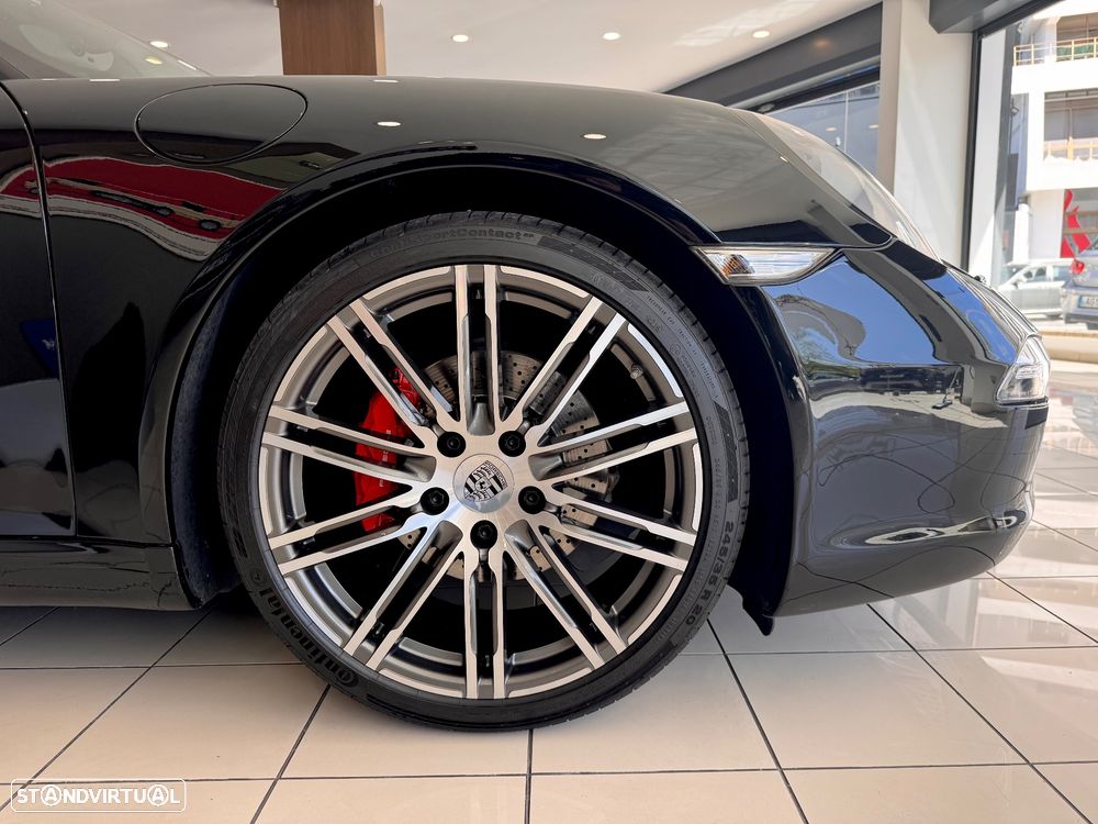 Porsche 911 (991) - 14