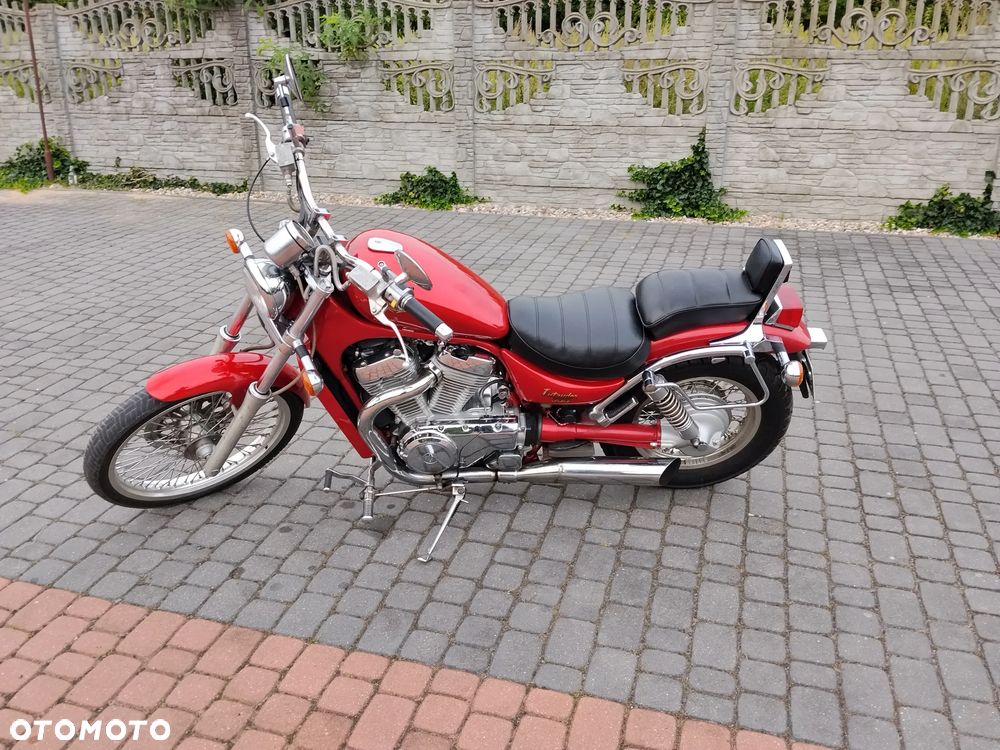 Suzuki Intruder - 2