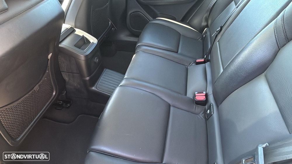 Volvo XC 60 2.0 T6 PHEV Inscription AWD - 17