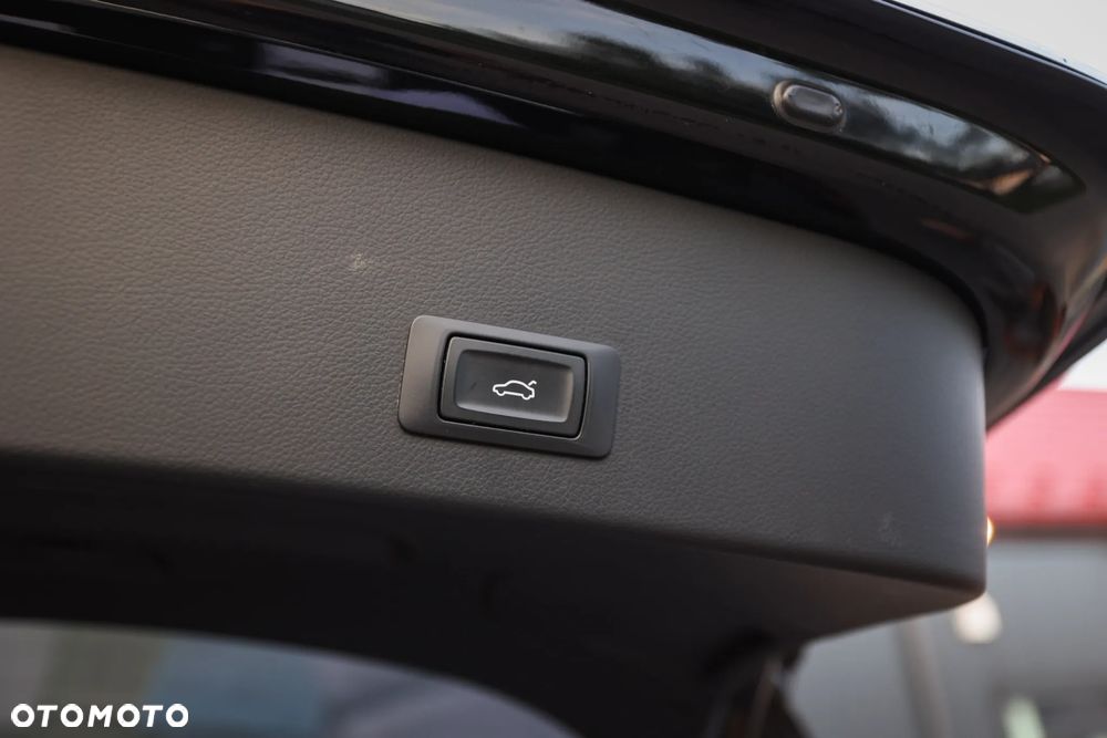 Audi A6 Avant 2.0 TDI ultra S tronic - 22