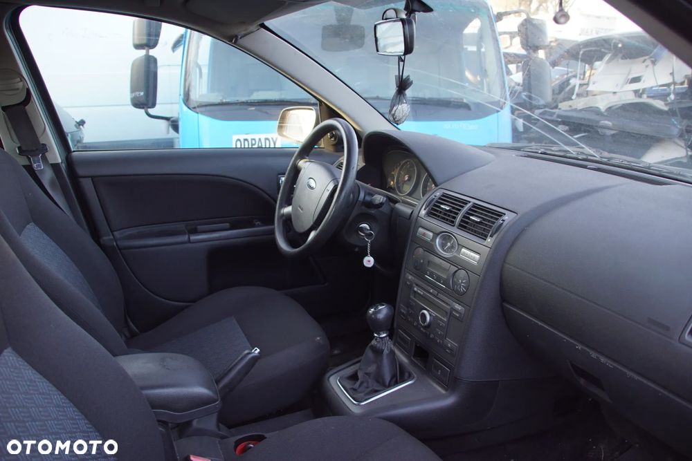 Auto na części - Ford Mondeo MK3 Lift 2.0 TDCI 130 KM 4S7Q-6006-EA 5S7R-7002-CA 2MWE 2005R Silnik Skrzynia Drzwi Maska Klapa Zderzak Błotnik Szyba Lusterko Deska Kokpit Sterownik Moduł Czujnik Licznik Kierownica Panel - 15