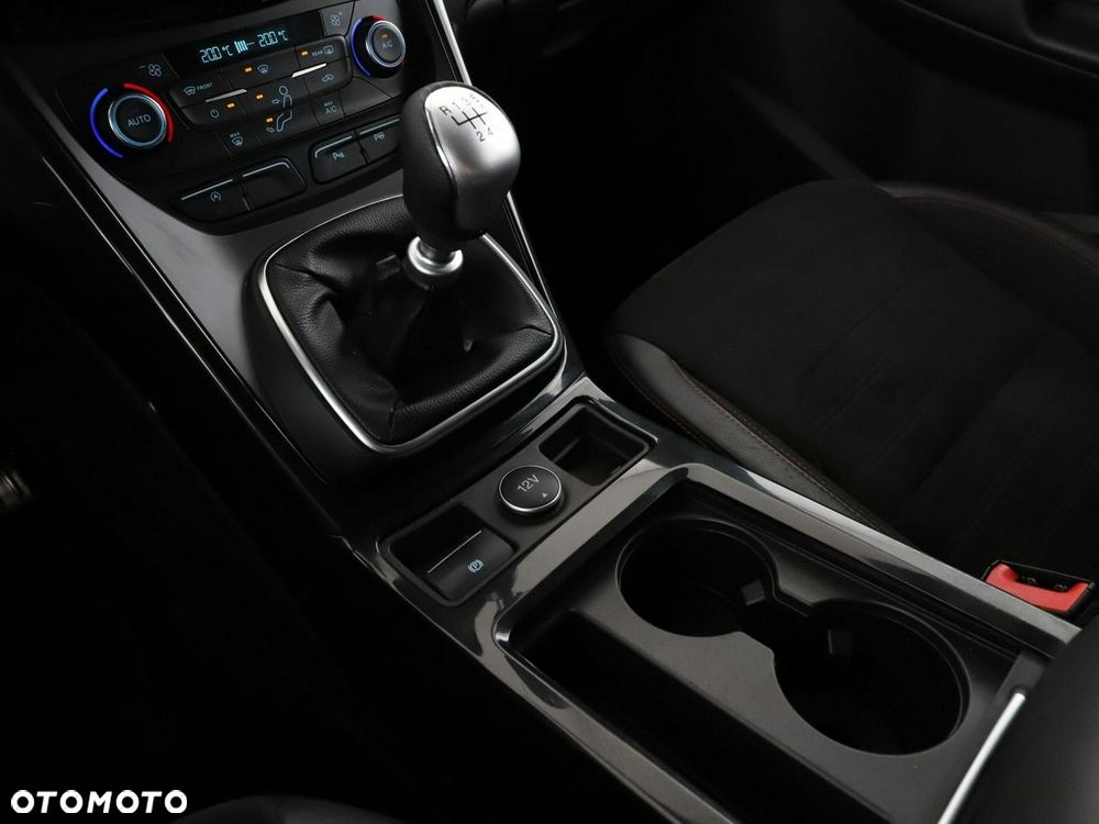 Ford Kuga 1.5 EcoBlue ST-LINE - 30