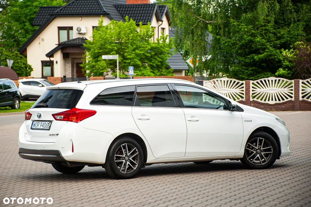 Toyota Auris 1.8 HSD Prestige NAVI - 14