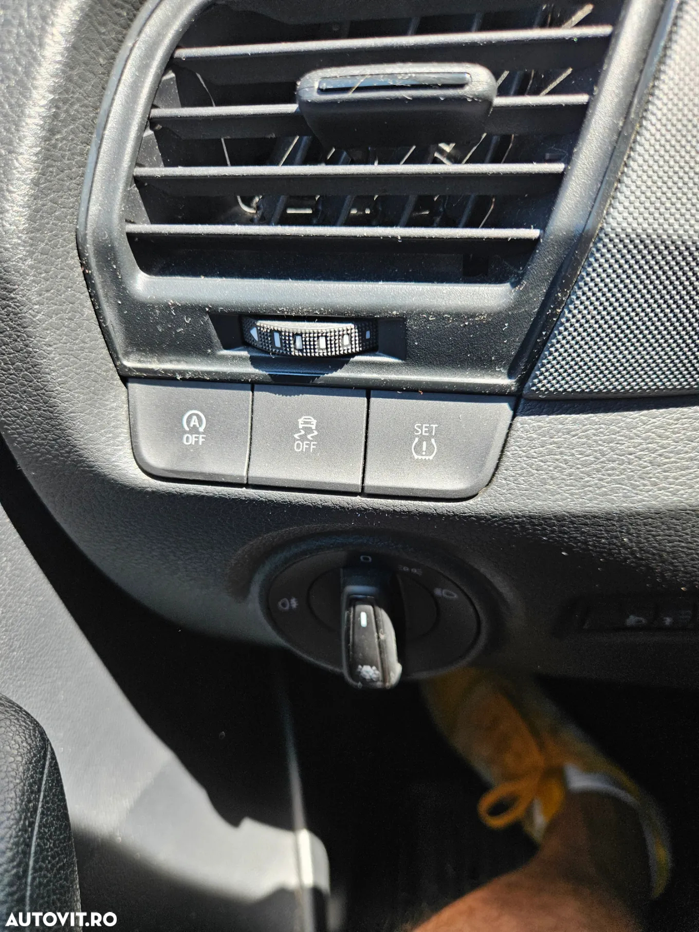 Skoda Fabia 1.0 MPI Avantaj - 7