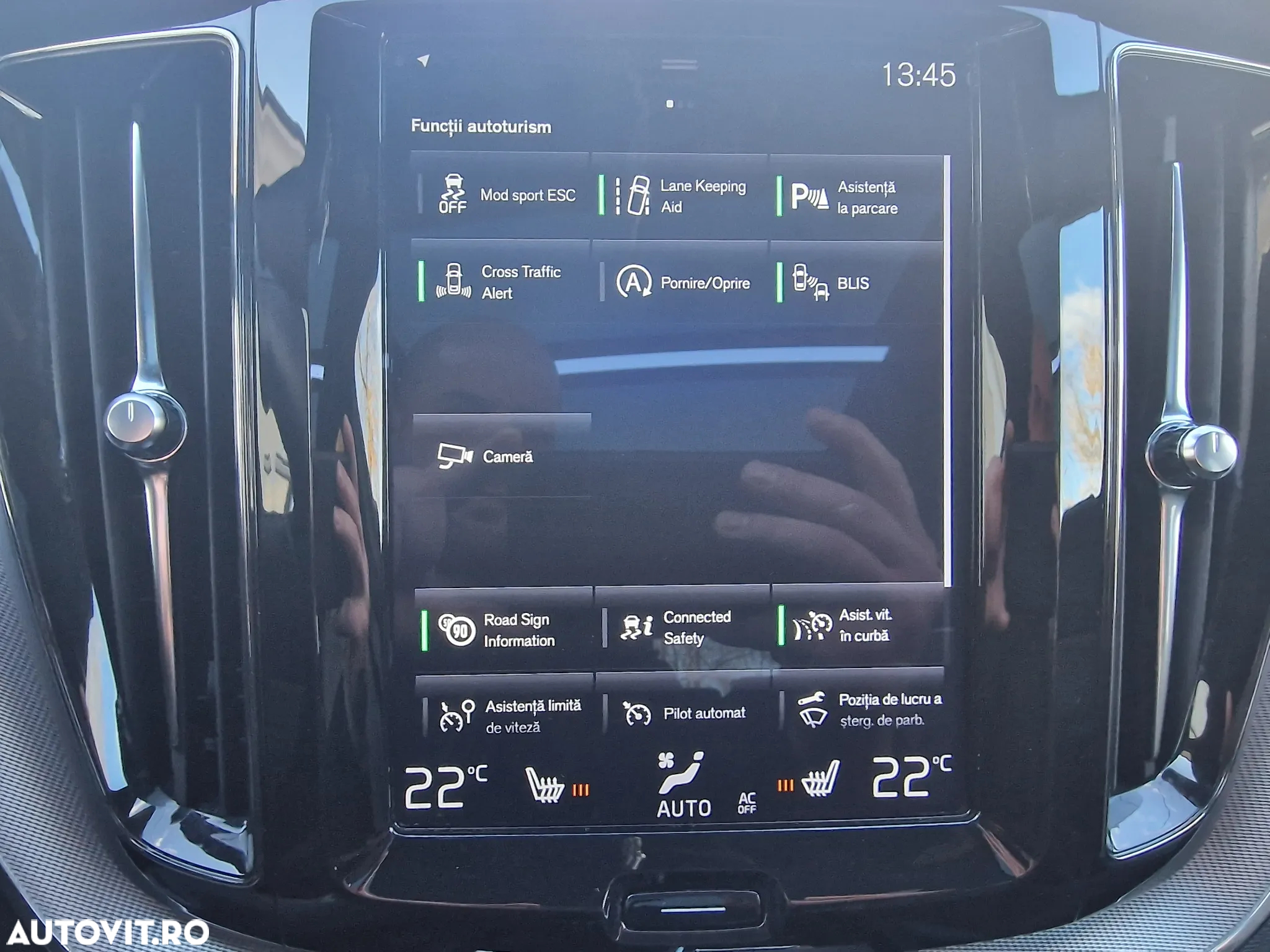 Volvo XC 60 D4 AWD Geartronic RDesign - 16