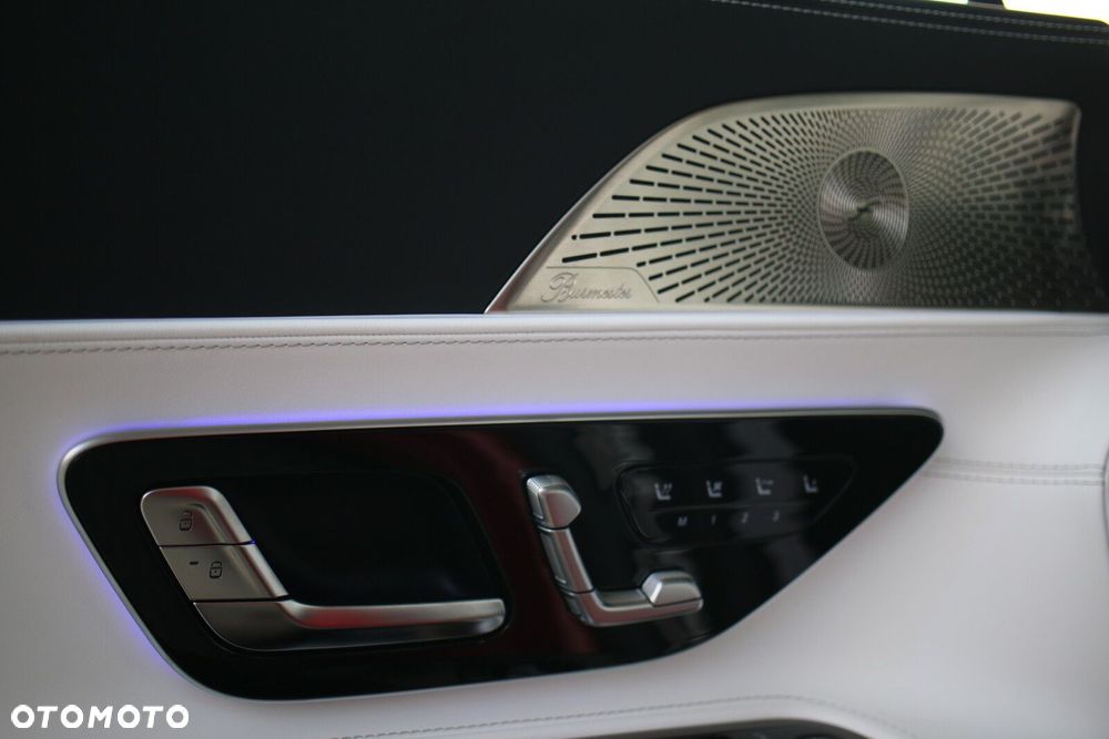 Mercedes-Benz SL - 25