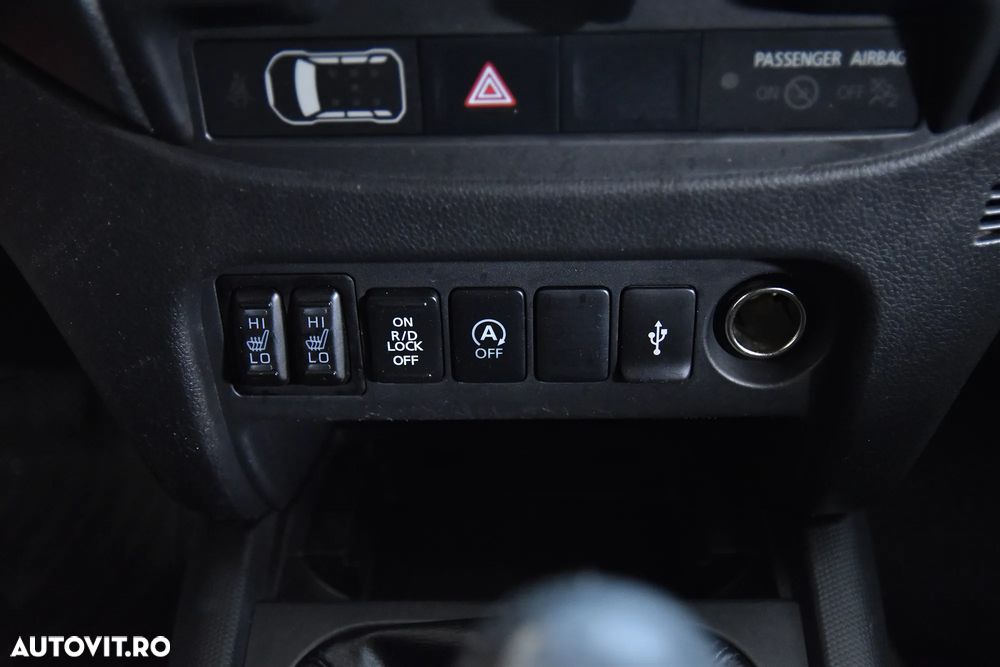 Mitsubishi L200 - 18