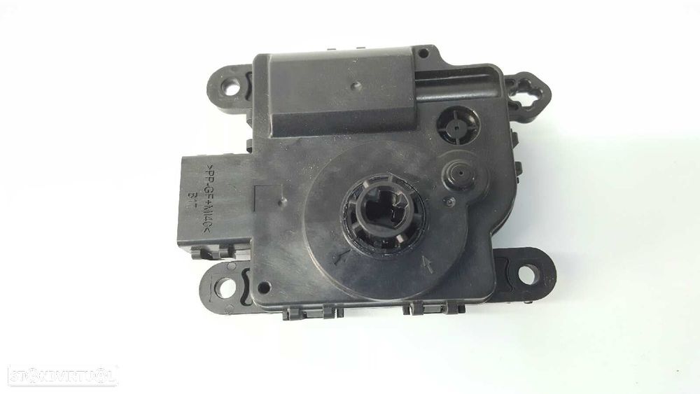 MOTOR DE ABA DE AQUECIMENTO FORD FOCUS ST-LINE - 5