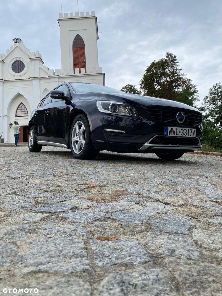 Volvo V60 D3 Drive-E Ocean Race - 1