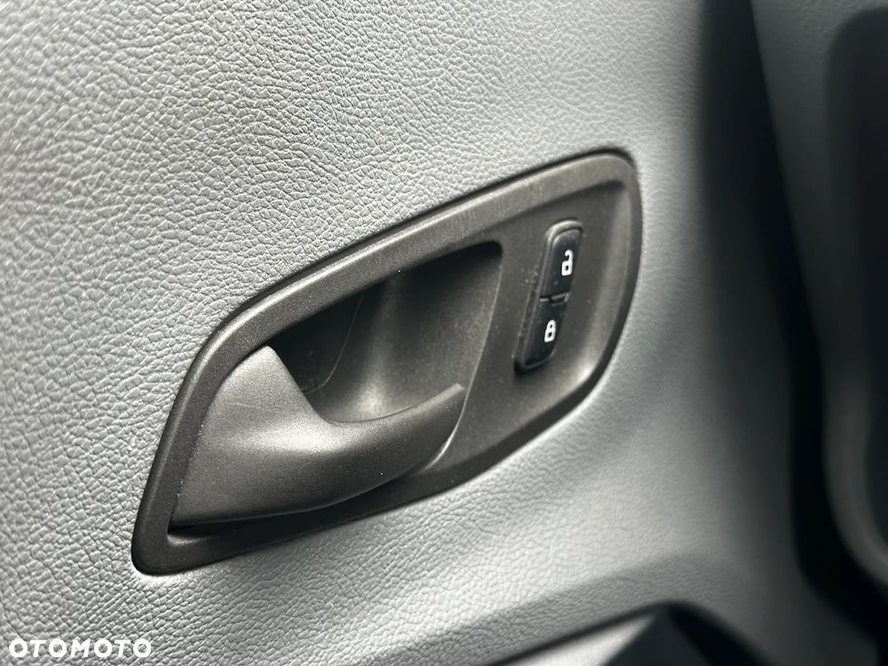 Ford Transit - 10