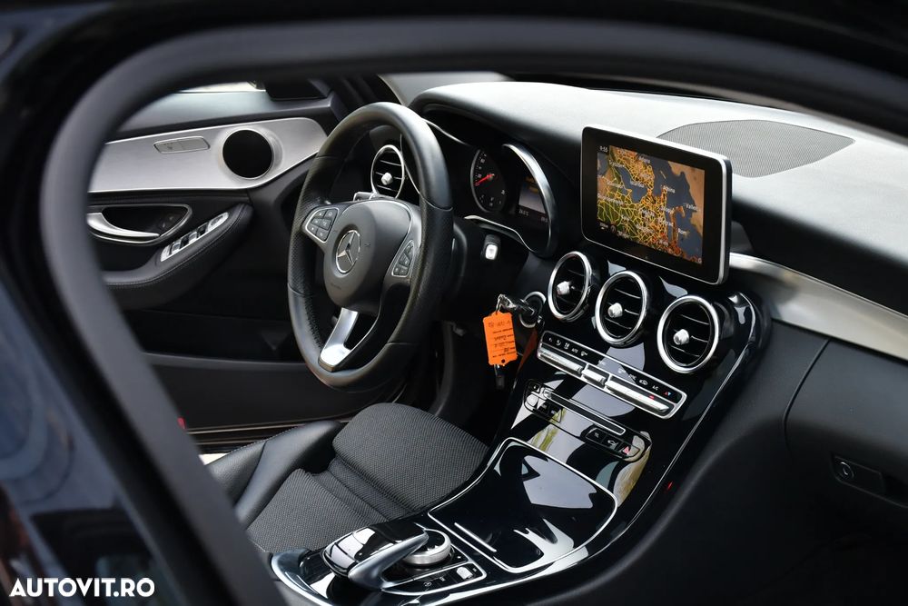 Mercedes-Benz C 220 (BlueTEC) d 7G-TRONIC Exclusive - 28