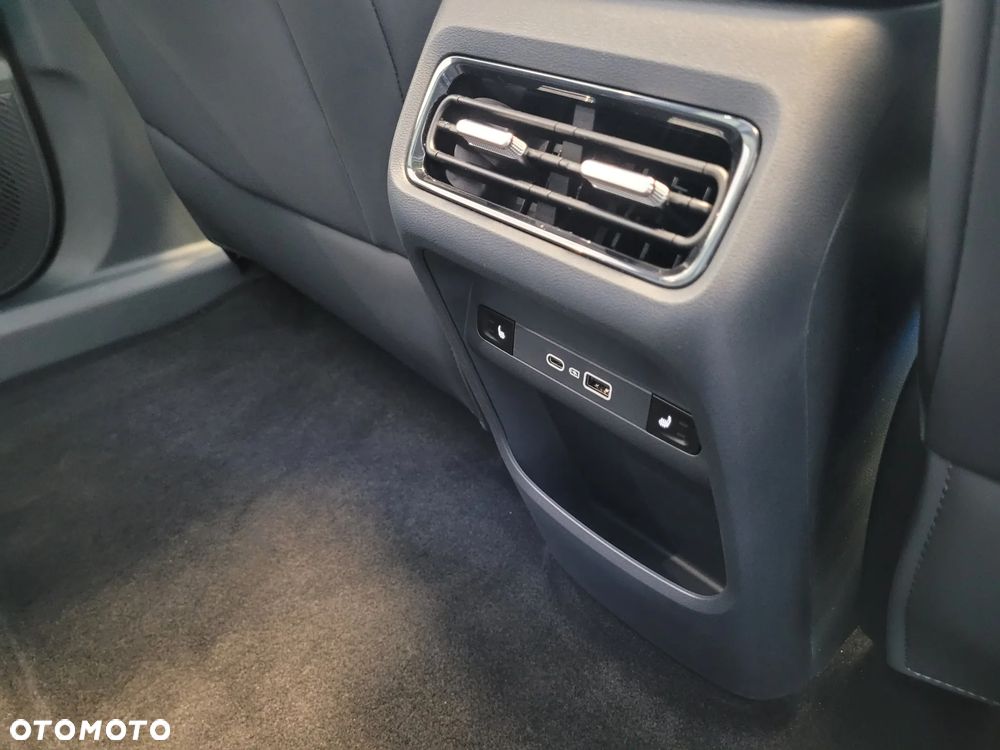 Geely Starray - 23