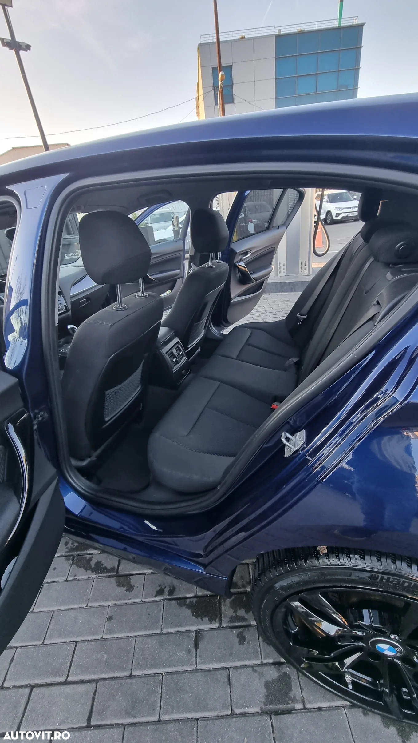BMW Seria 1 - 19
