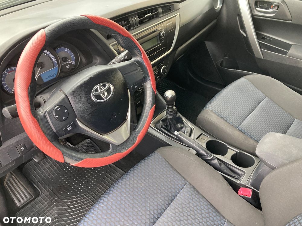 Toyota Auris 1.33 VVT-i Life Comfort - 7