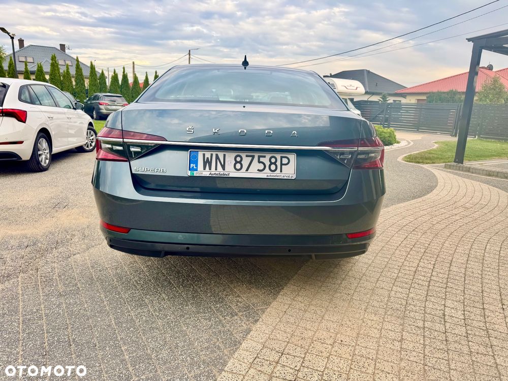 Skoda Superb 2022 photo 4