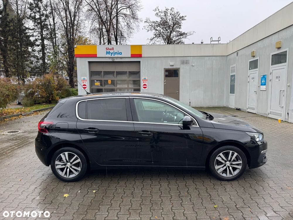 Peugeot 308 1.2 PureTech GPF Allure S&S - 6