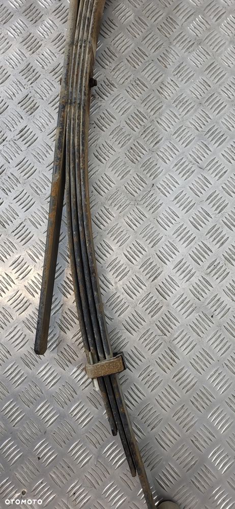 Mitsubishi L200 V Resor Tył - 6