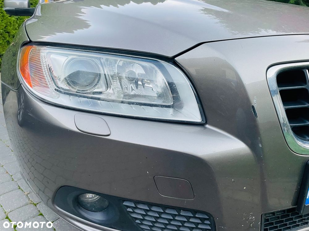 Volvo V70 D3 Momentum - 11