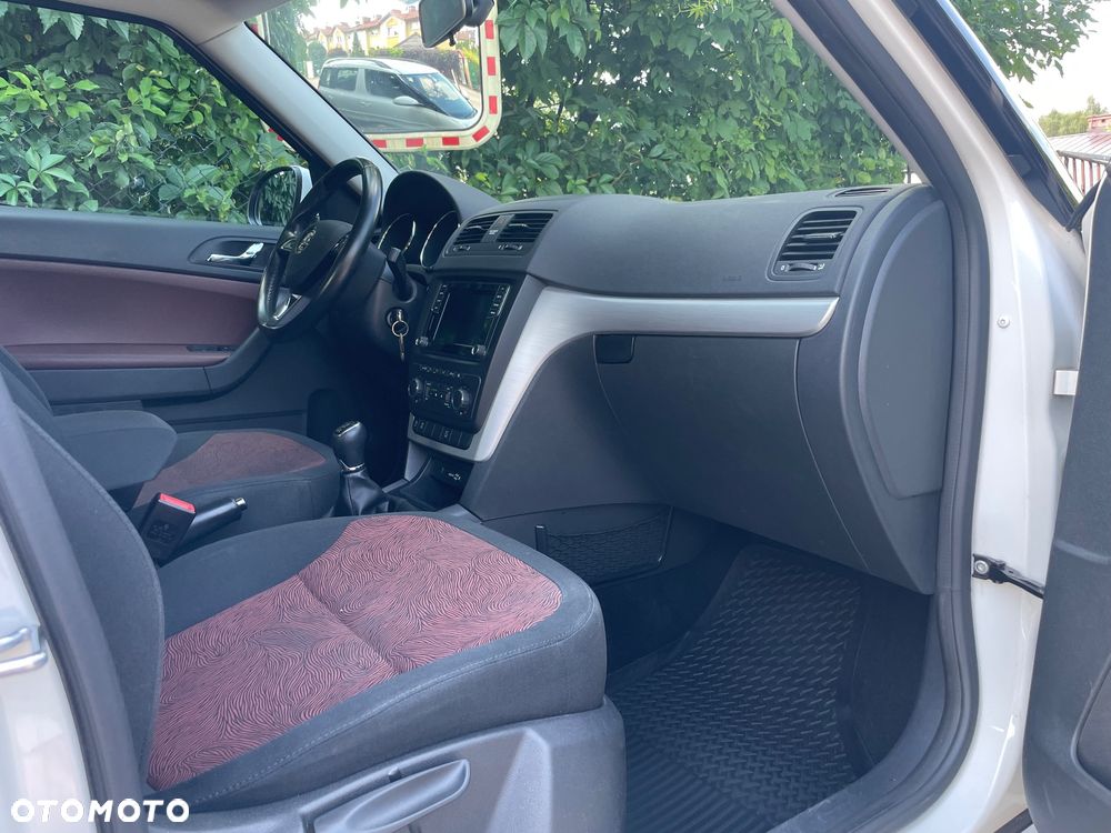 Skoda Yeti 1.4 TSI 4x4 Ambition - 8