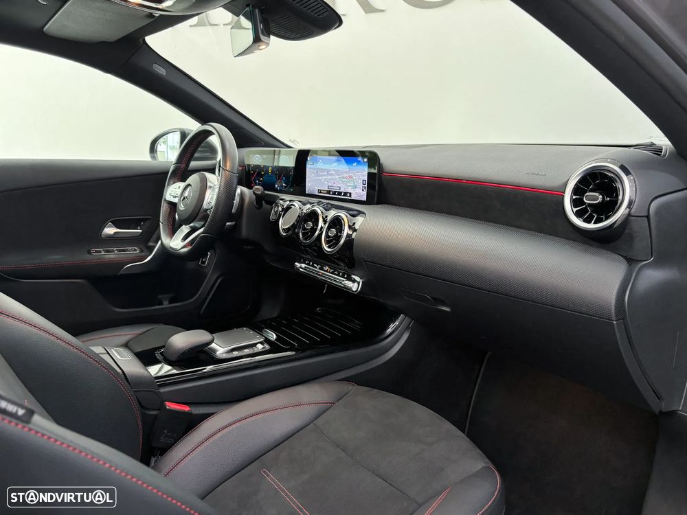 Mercedes-Benz A 250 Limousine - 21