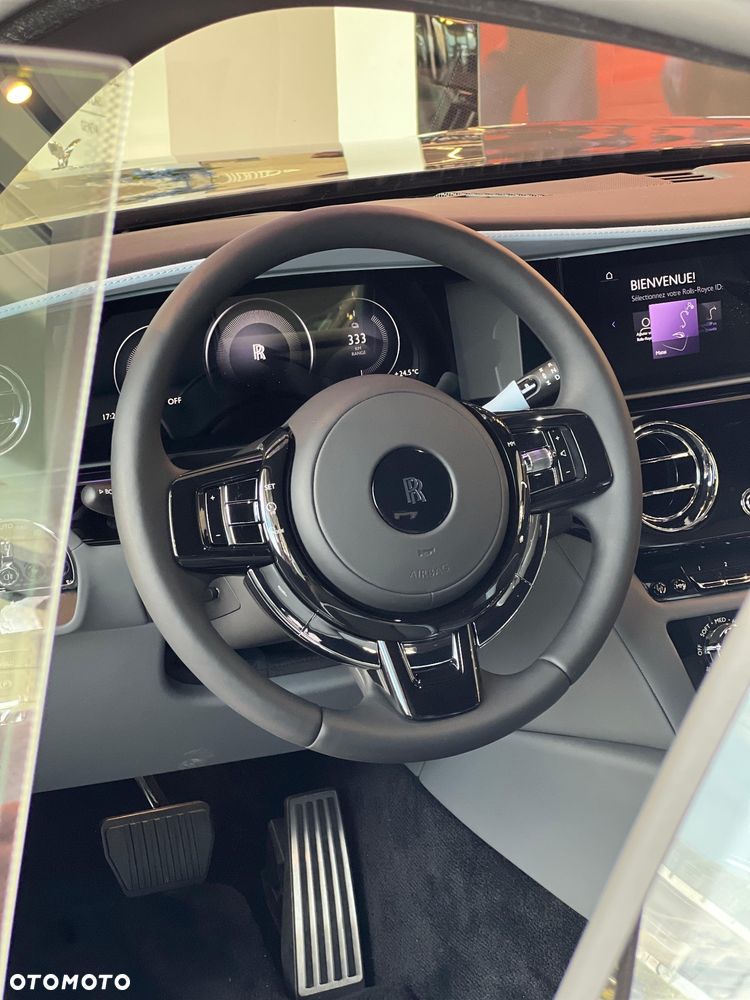 Rolls-Royce Spectre - 9