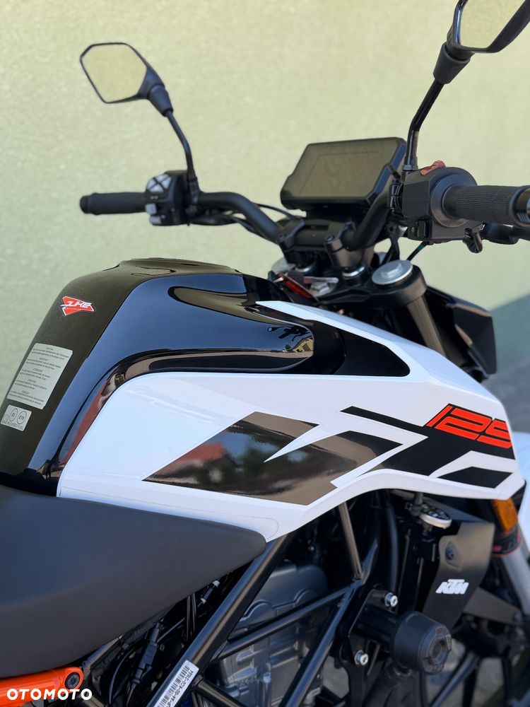 KTM Duke 125 - 15